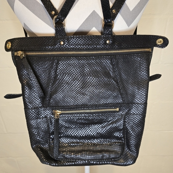 TUSK Small Gotham Snake Skin Leather Black Adj Strap Top Security Snap Backpack. - Picture 3 of 13